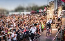 La Vuelta arriva a Torino: grande festa in piazza tra musica, tapas e presentazione delle squadre