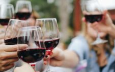 Domenica torna "Degusta La Morra": vini e tradizione nel borgo cuneese