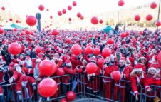 Raduno dei Babbi Natale 2025 a Torino: il grande evento per i bimbi del Regina Margherita