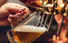 La Sagra dello Stinco 2025 arriva a Ciriè per quattro giorni di musica, birra e wrestling