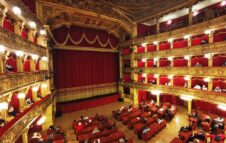 Scena Aperta 2025:  visite guidate teatrali al Teatro Carignano di Torino