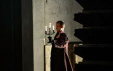"Dracula" apre la stagione del Teatro Astra di Torino: prima nazionale tra mito e modernità