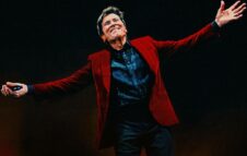Gianni Morandi torna a Torino con “C’era un ragazzo Tour 2026”: data e biglietti