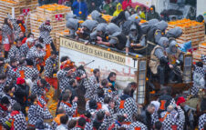 Torna la Battaglia delle Arance del Carnevale di Ivrea 2026: programma, storia e biglietti
