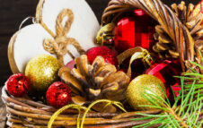 Il Mercatino Natalizio Carmelitano 2025 a Biella: artigianato, dolci e candele