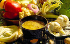 Sapori e Tradizioni 2025 a Bosconero: la Bagna Caoda scalda l’autunno piemontese