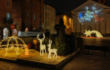 Tracce di Luce 2025: a Carmagnola si celebra il Natale con mercatini, spettacoli e sapori
