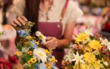 Il Mercatino dei Fiori torna a Torino: domenica in piazza tra natura, regali e sapori piemontesi