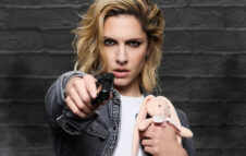 Beatrice Arnera torna a Torino nel 2026 con “Intanto ti calmi”: date e biglietti