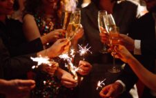 Capodanno 2026 al Mercato Centrale Torino: musica, brindisi e tavoli riservati