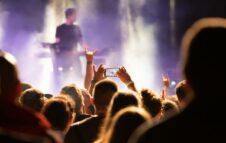 Capodanno 2026 a Torino, all’Hiroshima Mon Amour si balla sulle hit anni ’90 e 2000