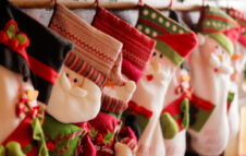 Questa domenica il Magico Natale 2025 arriva a Bussoleno con mercatini, elfi e majorettes