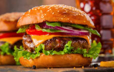 “Natale, con gusto 2025” a Crodo: un weekend di street food gourmet dei ristoratori locali