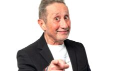 Beppe Braida torna a Borgaro con “Piano B”: tappa torinese al Teatro Italia