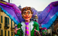 Torna il Carnevale di Saluzzo 2026: in programma sfilate, carri giganti e polentata