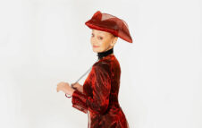 Milena Vukotic in scena a Torino nel 2026 con la storia di Émilie du Châtelet al Teatro Gobetti