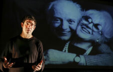 Mistero buffo: il capolavoro del premio Nobel Dario Fo torna in scena Torino nel 2026