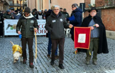 Il Raduno dei Trifulau 2026 torna a Canale con sfilata, pranzo tipico e i campioni del volley