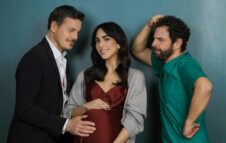 Rocío Muñoz Morales in scena a Torino nel 2026 con la commedia “Contrazioni pericolose”