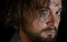 “Manson”: il volto del male in scena al Teatro Astra di Torino nel 2026