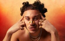 Da Sanremo a Torino, Sayf fa tappa al Teatro della Concordia con "Santissimo Tour"