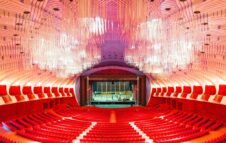 Dietro le quinte del Regio: a Marzo tornano le visite guidate al tempio della lirica torinese