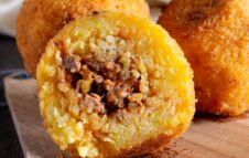 La Festa Siciliana arriva a Viverone tra arancine, cannoli e cassate