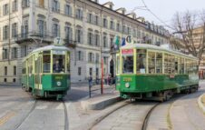 Torino a bordo di un tram centenario: viaggio nel tempo alla scoperta della città