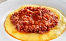 “Le Valli in Vetrina” 2026 a Cerese: artigianato, sapori piemontesi e polentata