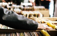 Torna il Bunker Vinyl Market: migliaia di vinili, dj set e mostra dedicata all’underground