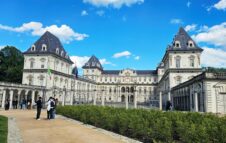Castello del Valentino di Torino: a Settembre tornano le visite gratuite al piano nobile