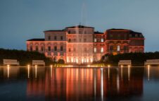 Sere d'Estate alla Reggia: aperitivi al tramonto, spettacoli e le luci di 5000 candele nei Giardini